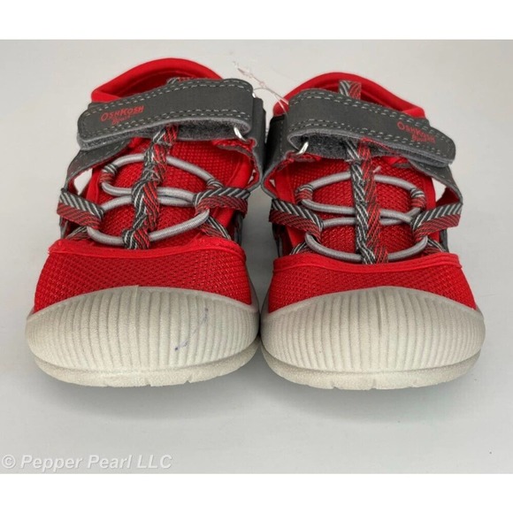 OshKosh B'gosh Toddler size 7 Red and Gray Sandals with hook and loop fasteners - Picture 2 of 8